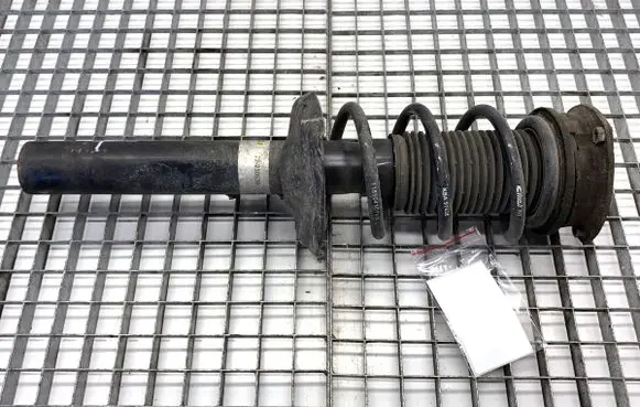Volkswagen PASSAT B8 Front shock absorber/damper
