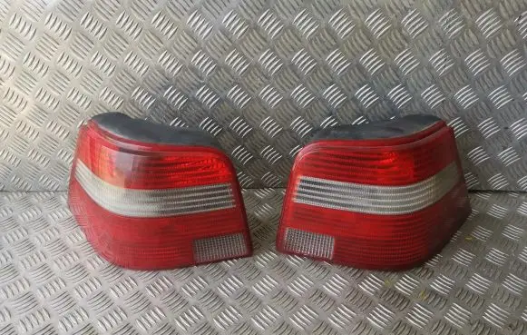 Volkswagen Golf IV Rear/tail lights set 1J6945257