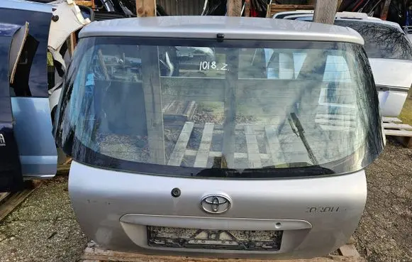 Toyota Corolla E120 E130 Tailgate/trunk/boot lid