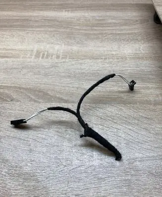 Volkswagen Polo IV 9N3 Plug wire 1J0973119 4B0971832