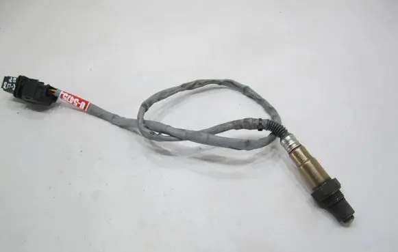 Volkswagen PASSAT B7 Lambda probe sensor 0281004148