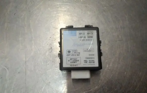 Subaru Forester SF Immobilizer control unit/module 88205FC001 1555000012