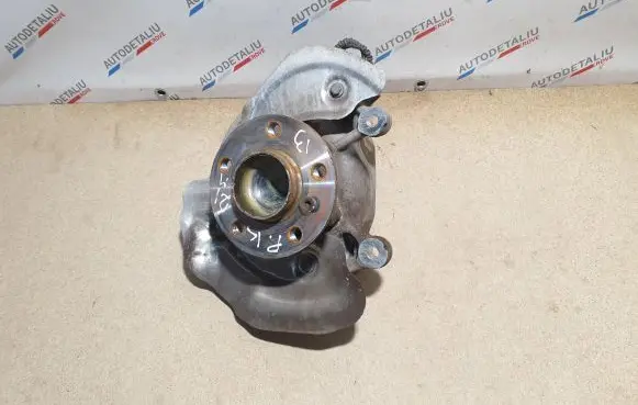BMW i3 Front wheel hub 6852159