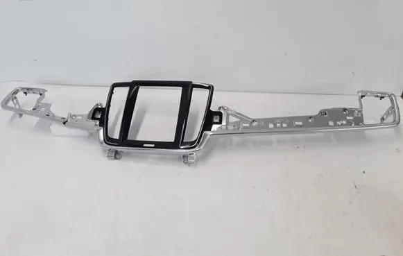 Volvo S90, V90 Panel trim