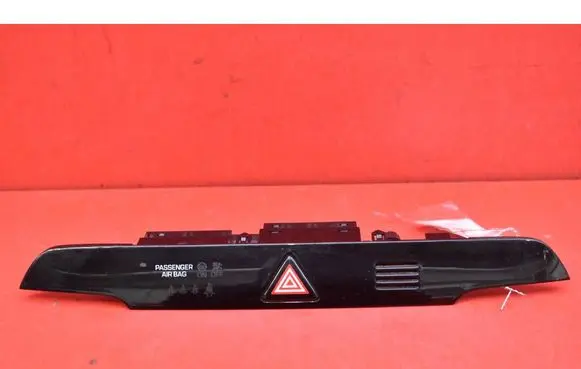 Hyundai Tucson JM Hazard light switch 93700D7100