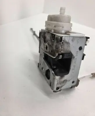 Audi A4 S4 B5 8D Front door lock 8D1837015F