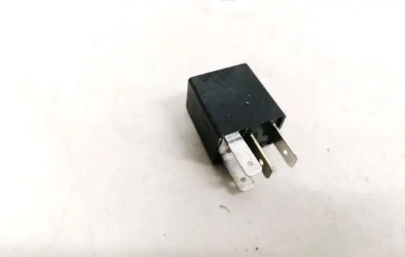 Opel Zafira A Other relay 90229206