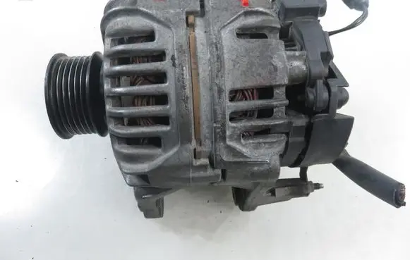 Volkswagen Golf IV Generator/alternator 0124325050 036903024A