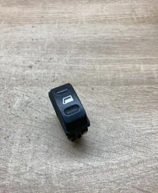 Renault Clio I Electric window control switch