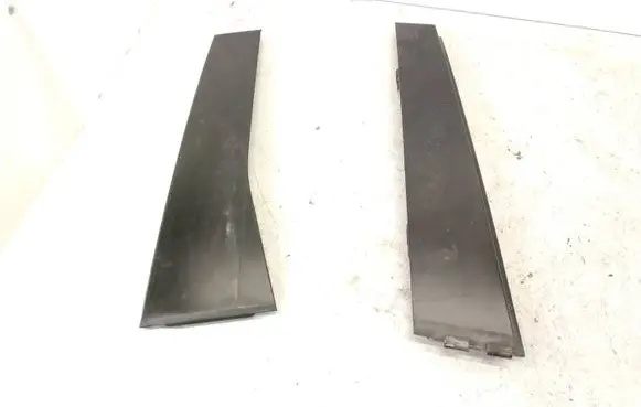 Volkswagen PASSAT B6 Rear door glass trim molding 3C0839902