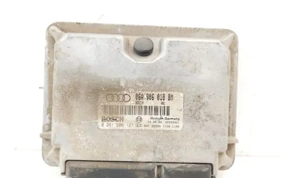 Audi A3 S3 8L Engine control unit/module 06A906018BM
