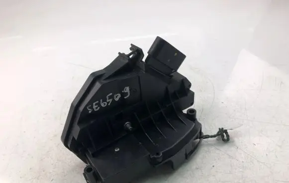 Volvo S60 Coupe door lock (next to the handle) 31301746