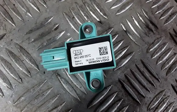 Audi Q5 SQ5 Airbag deployment crash/impact sensor 8K0955557C