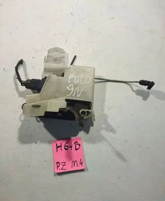 Volkswagen Polo Front door lock 387329