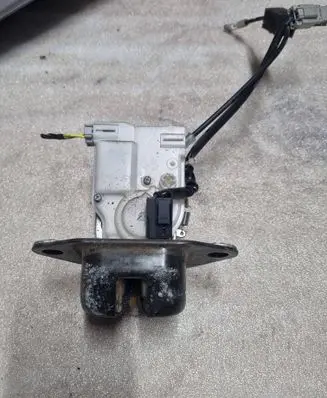 Honda Accord Loading door lock