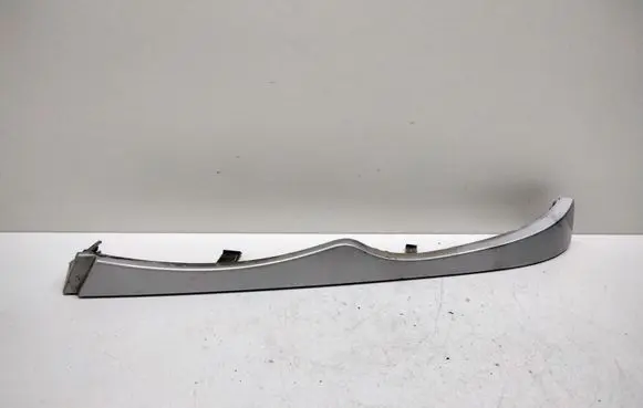 Under headlight/headlamp trim