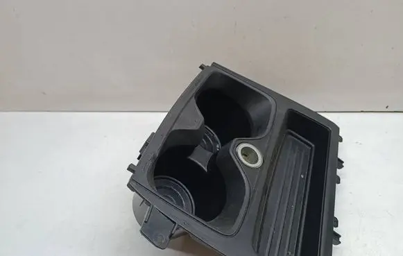 BMW 1 F20 F21 Cup holder front 9207320