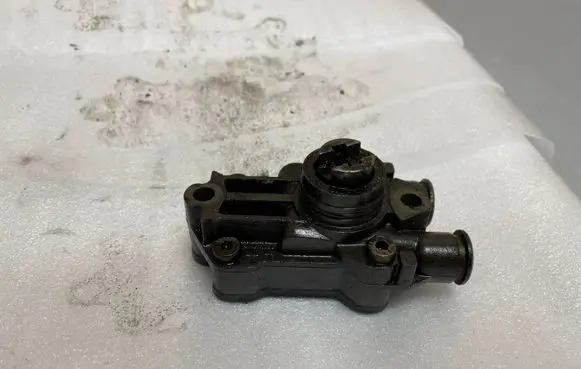 Mercedes-Benz E W210 Fuel injection high pressure pump A6110900250