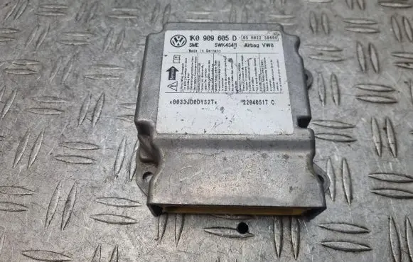 Volkswagen Golf V Airbag control unit/module 1K0909605D
