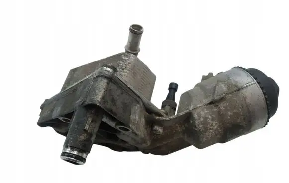 Opel Astra H Oil filter mounting bracket 