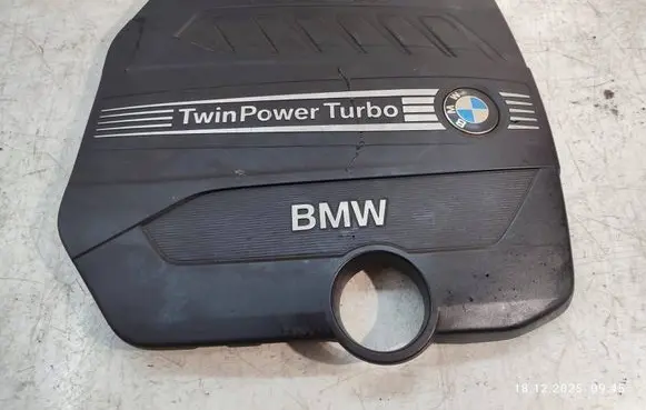 BMW 3 F30 F35 F31 Engine cover (trim) 7823215