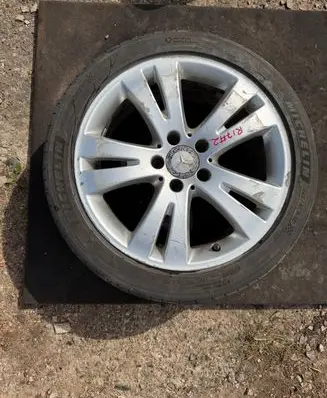 Mercedes-Benz C W204 R17 alloy rim A2044010402