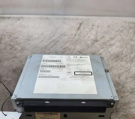 Volvo V60 Radio/CD/DVD/GPS head unit 31358291 BF6N18C815HB 31358321