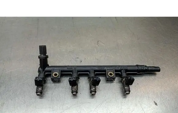 Fiat Punto (188) Fuel injector supply line/pipe 3219018301