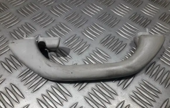 Volkswagen PASSAT B5 Rear interior roof grab handle 3b0857607a
