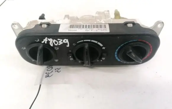 Dodge Caliber Climate control unit P55111874AC 58024M