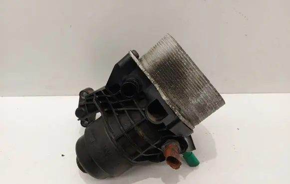 Skoda Octavia Mk3 (5E) Oil filter mounting bracket 03N115389