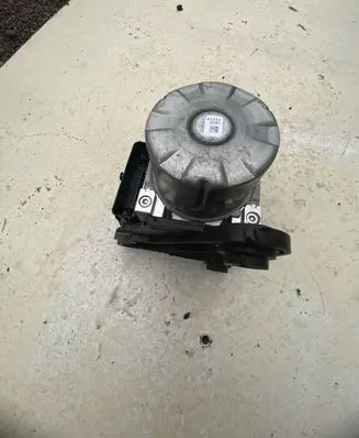 Volkswagen T-Roc ABS Pump 5Q0614517GA 2146102485