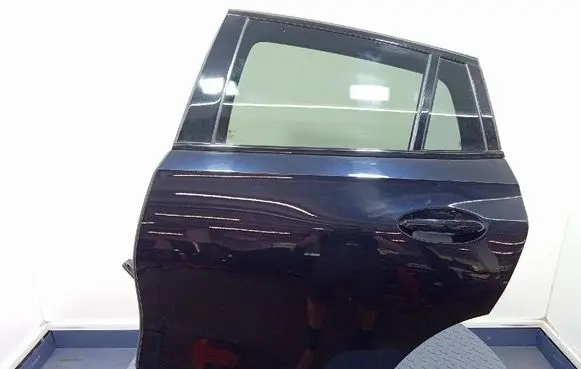 Rear door