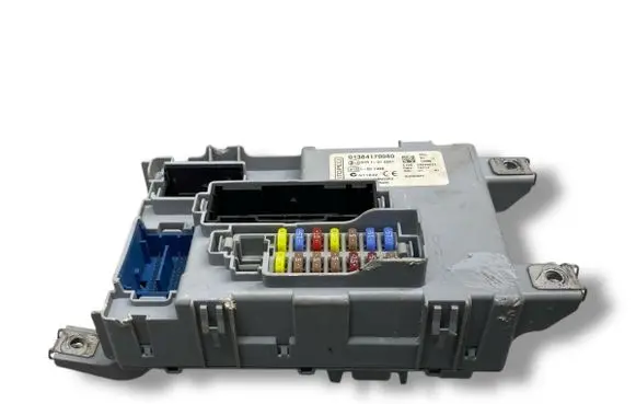 Fiat Fiorino Fuse module 01384170080 97RI010651 28540221