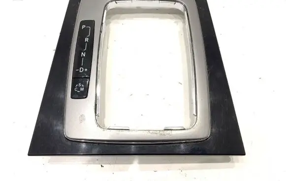 Mercedes-Benz GLK (X204) Dashboard trim A2042673088