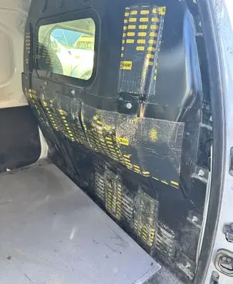 Dacia Dokker Trunk separation 