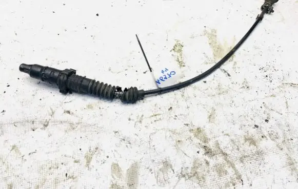 Renault Espace II Throttle cable 
