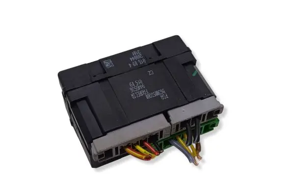 Peugeot 208 I Seat heating relay 9638053380