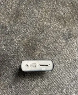 Dodge Challenger USB socket connector 68206384AC 33169193 AE040715