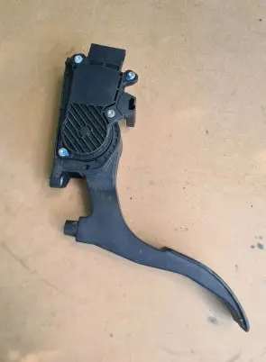 Skoda Fabia Mk2 (5J) Accelerator throttle pedal 6Q1721503F 885219088YB3