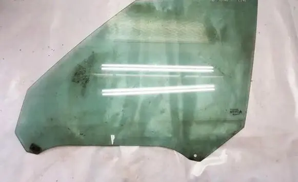 Citroen C4 Grand Picasso Front door window glass four-door