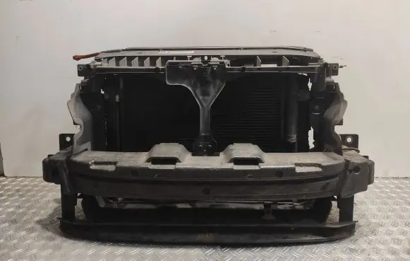 Volkswagen Tiguan Radiator support slam panel