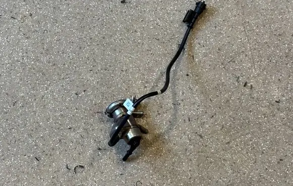 KIA Sorento IV AdBlue injector 296302R000