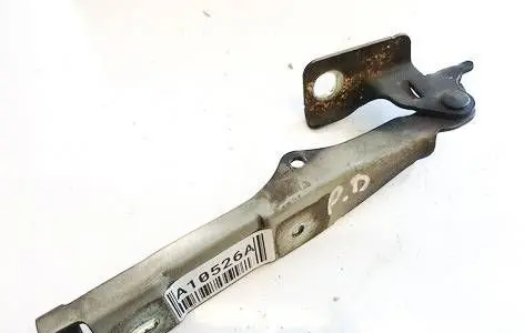 Engine bonnet/hood hinges