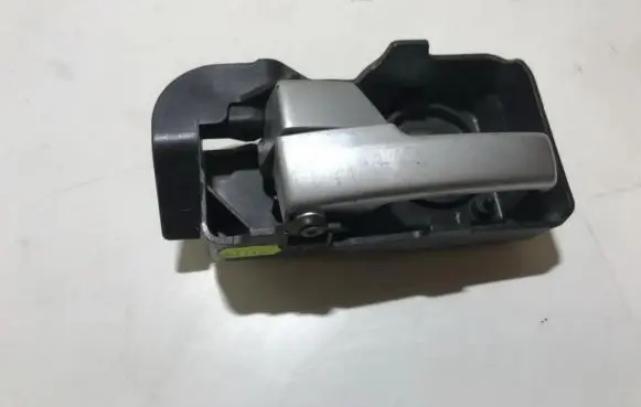 Ford Mondeo Mk III Rear door interior handle 1s71f22601af 1s71-f22601-af