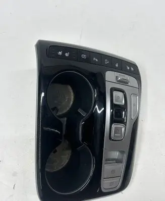 Hyundai Tucson IV NX4 Gear selector 