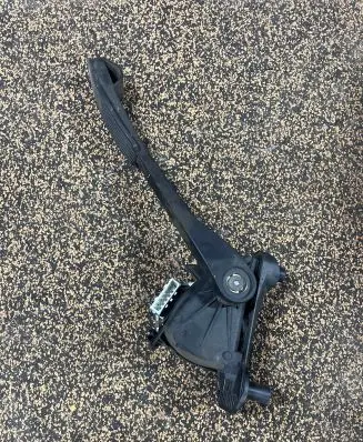 Volvo S60 Accelerator throttle pedal 30666660