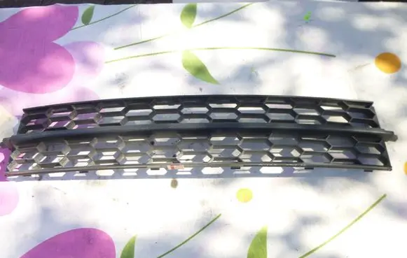 Skoda Octavia Mk3 (5E) Front bumper lower grill 5E0853677 3200201114 1114041
