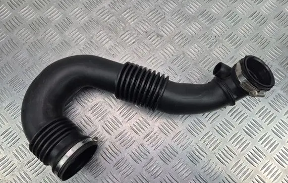 Mercedes-Benz Sprinter W907 W910 Intercooler hose/pipe A9065282224
