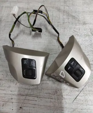 Opel Corsa D Steering wheel buttons/switches 13222330